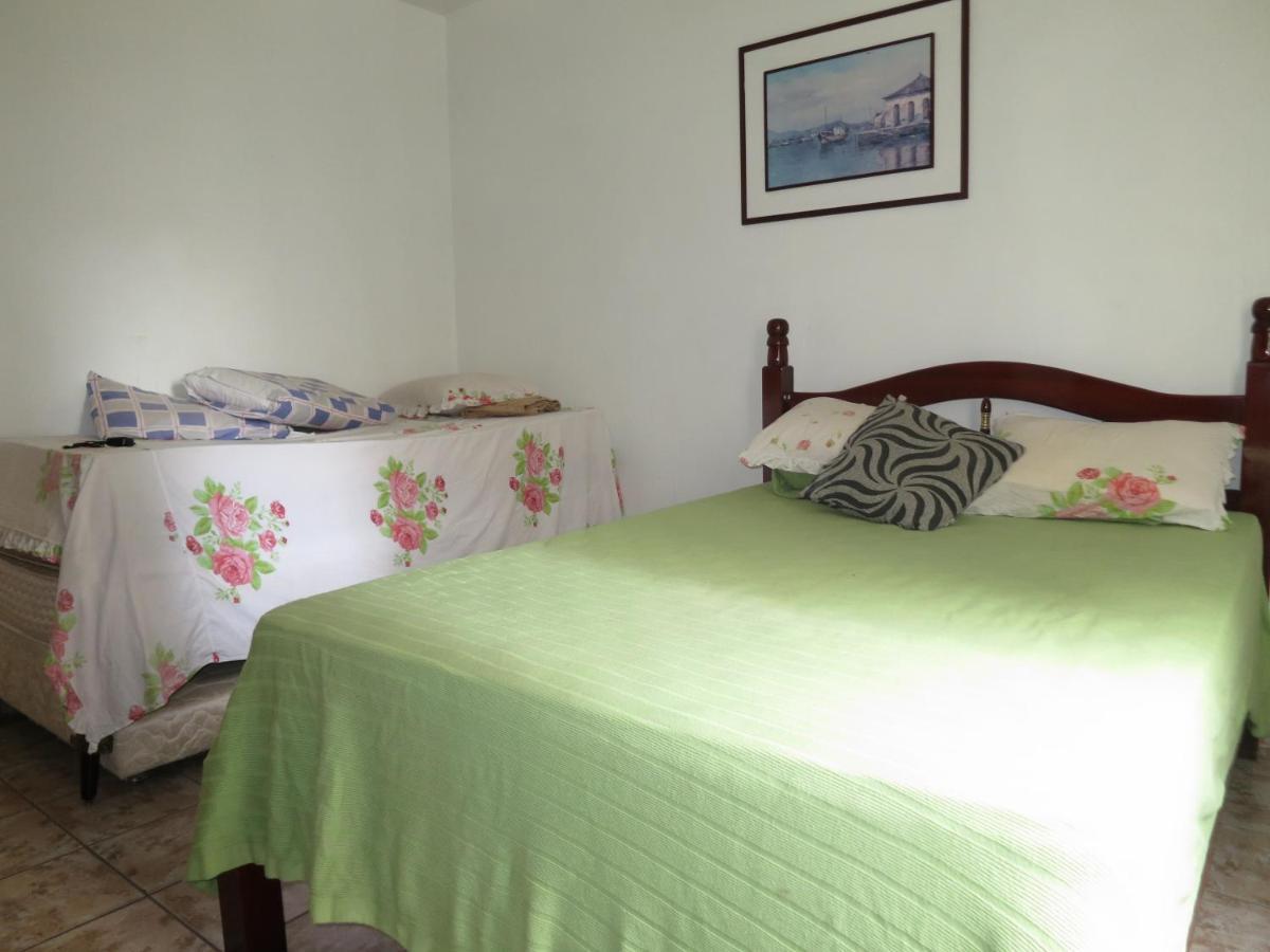 Apto Canto Do Forte - Praia Grande - Local Privilegiado - 100 Metros Da Praia - Internet Inclusa Ngoại thất bức ảnh