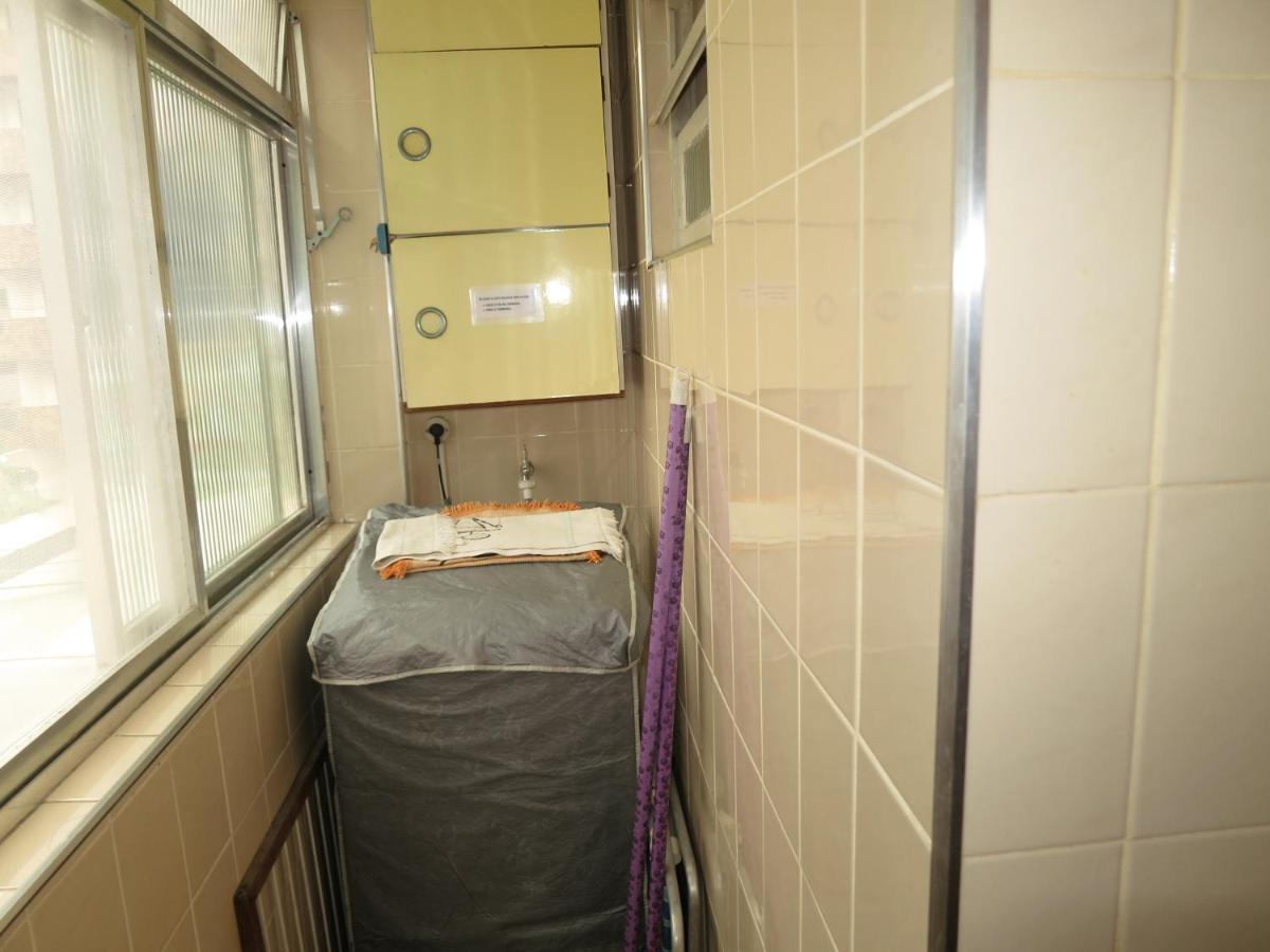 Apto Canto Do Forte - Praia Grande - Local Privilegiado - 100 Metros Da Praia - Internet Inclusa Ngoại thất bức ảnh
