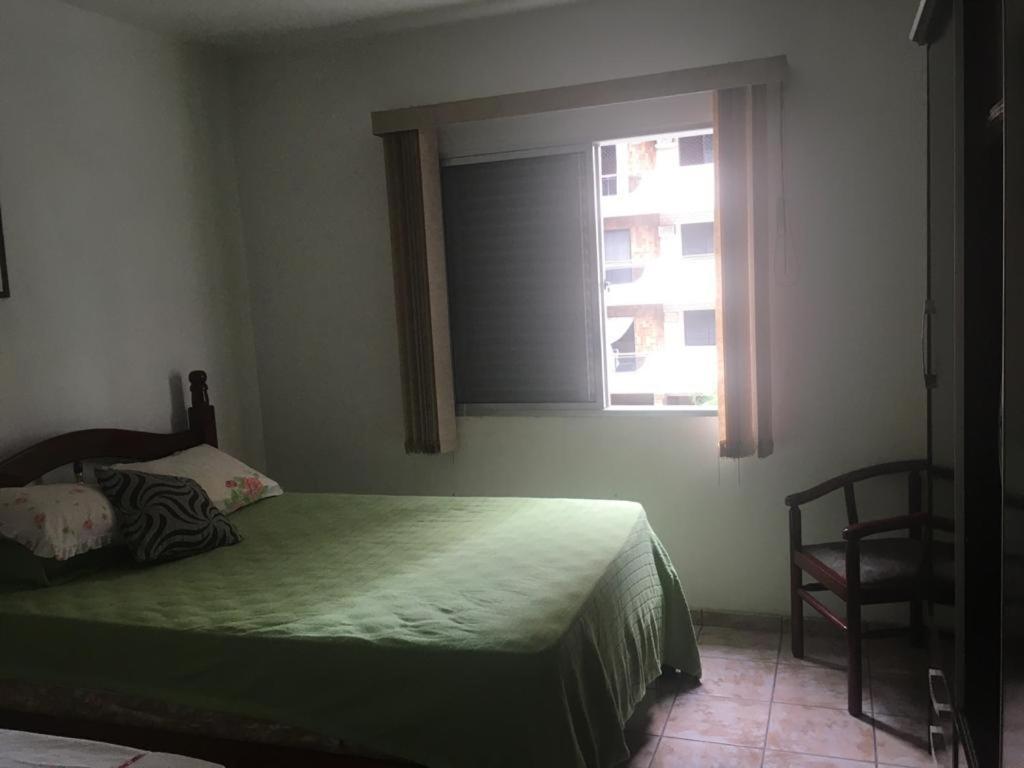 Apto Canto Do Forte - Praia Grande - Local Privilegiado - 100 Metros Da Praia - Internet Inclusa Ngoại thất bức ảnh